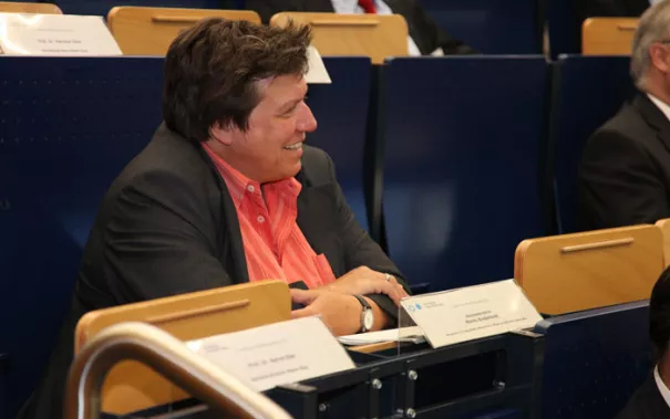 2011_medizintourismus_in_deutschland_10.jpg (DE)