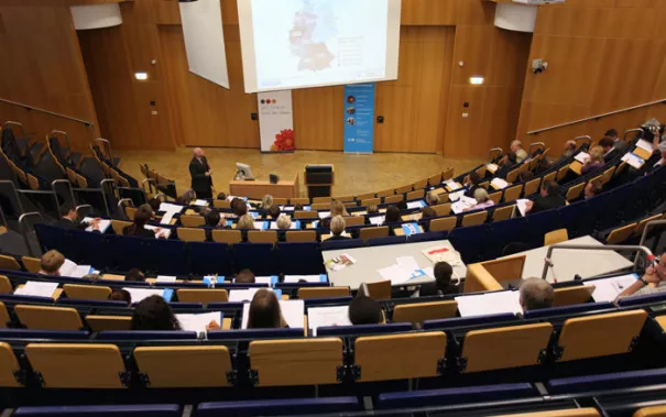 2011_medizintourismus_in_deutschland_3.jpg (DE)