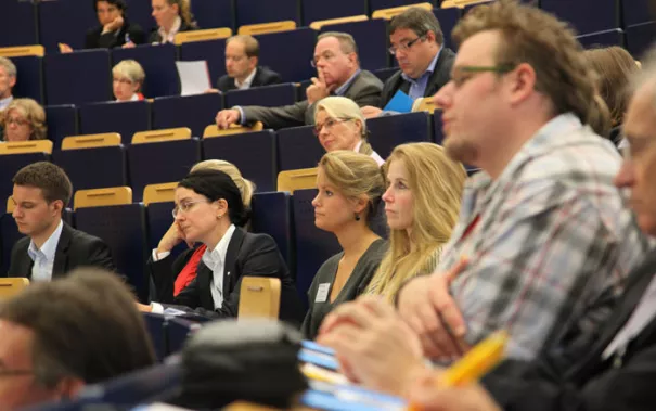 2011_medizintourismus_in_deutschland_6.jpg (DE)