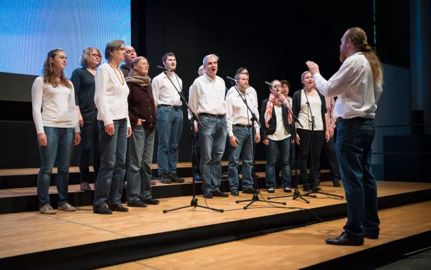 2015.10.24_hbrs-absolventenfeier_foto_nathan-dreessen_1.jpg (DE)