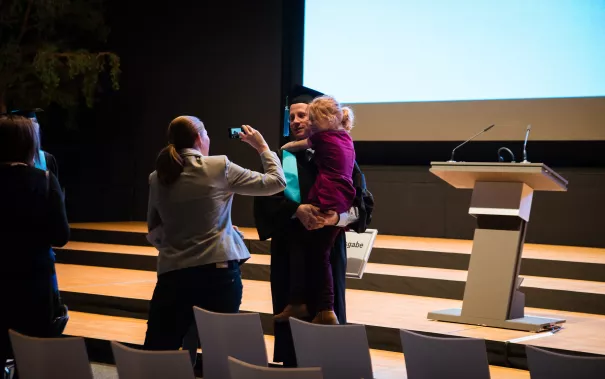 2015.10.24_hbrs-absolventenfeier_foto_nathan-dreessen_32.jpg (DE)