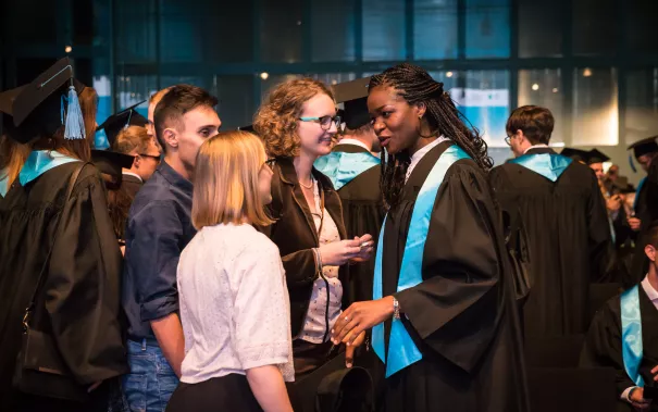 2015.10.24_hbrs-absolventenfeier_foto_nathan-dreessen_59.jpg (DE)