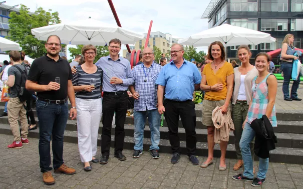 20160621_fbinf_sommerfest_hochschule_kw_bild_017.jpg (DE)