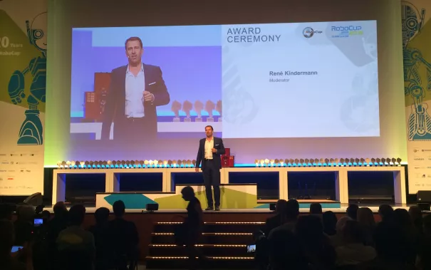 20160703_fbinf_ceremony_robocup_wm_2016_leipzig_kw_1_bild0021.jpg (DE)