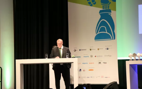 20160703_fbinf_ceremony_robocup_wm_2016_leipzig_kw_bild0236.jpg (DE)