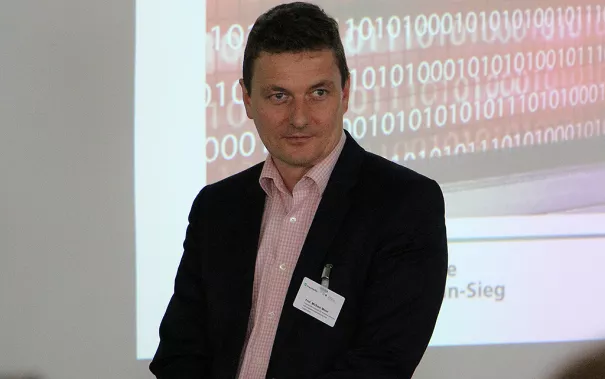 20170523_fbinf_eroeffnung_lernlabor_cybersicherheit_kw_137.png (DE)