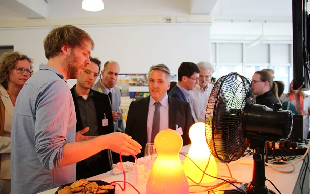 20170523_fbinf_eroeffnung_lernlabor_cybersicherheit_kw_202.png (DE)