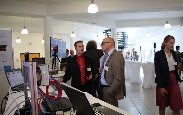 20170523_fbinf_eroeffnung_lernlabor_cybersicherheit_kw_204.png (DE)