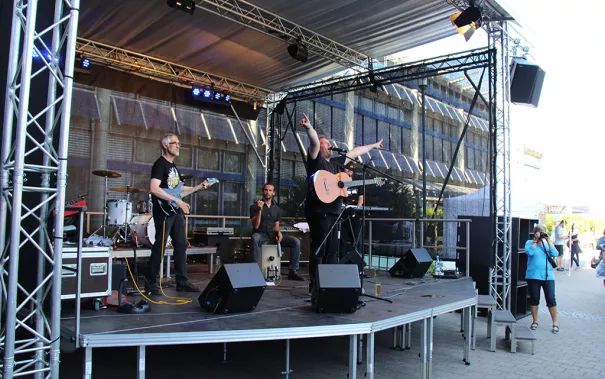 20170614_sommerfest_h_mit_night_angel_mlh_bild019.png (DE)