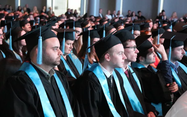 20171021_fbinf_absolventenabschlussfeier_kw_049.jpg (DE)