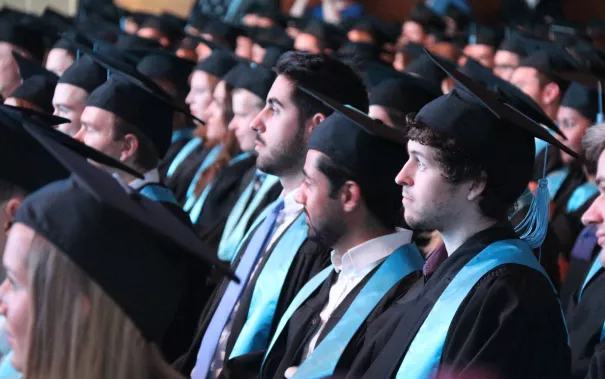 20171021_fbinf_absolventenabschlussfeier_kw_062.jpg (DE)