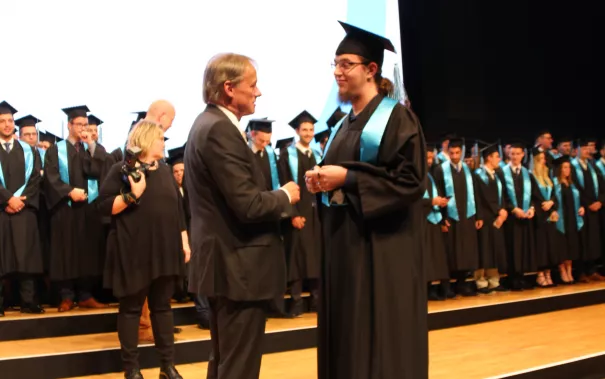 20171021_fbinf_absolventenabschlussfeier_kw_234.jpg (DE)