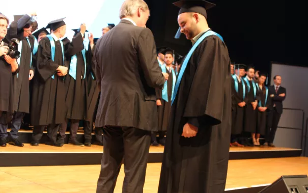 20171021_fbinf_absolventenabschlussfeier_kw_240.jpg (DE)