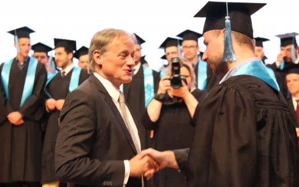 20171021_fbinf_absolventenabschlussfeier_mlh_126.jpg (DE)