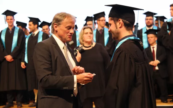 20171021_fbinf_absolventenabschlussfeier_mlh_129.jpg (DE)