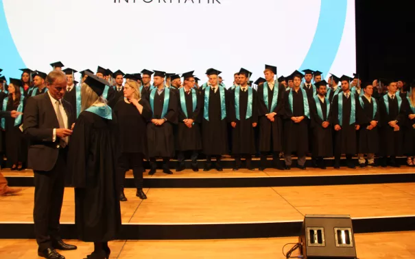 20171021_fbinf_absolventenabschlussfeier_mlh_184.jpg (DE)