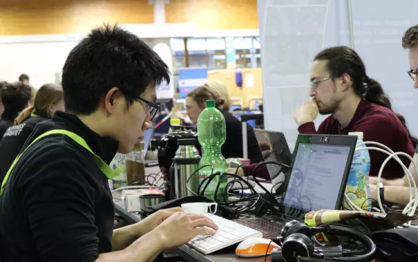 20180426_fbinf_bit-bot_germanopen_009.jpg (DE)