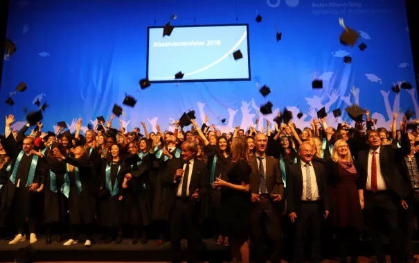 20181027_absolventenabschlussfeier2018_kw_bild_265.jpg