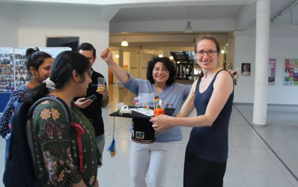 20190618_fbinf_act_kw_img_101.jpg (DE)