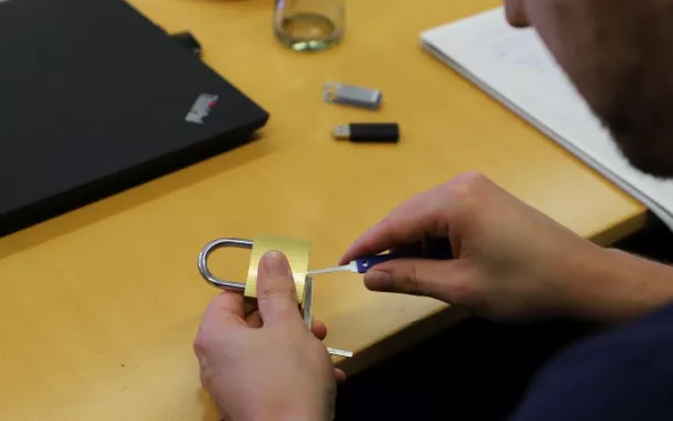 20190618_fbinf_act_kw_img_145.jpg (DE)