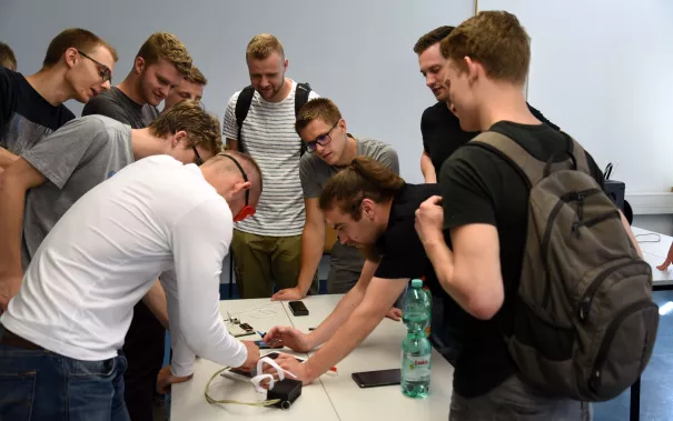 20190705_tag-des-offenen-projekts_sose19_fb03_foto-sven-flessing_169 (DE)