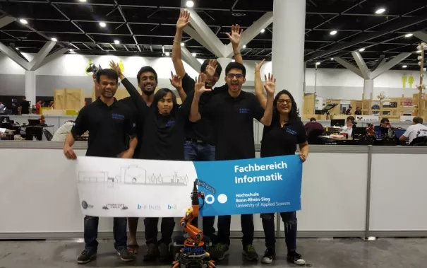 20190708_fbinf_b-it-bots_robocupwm_nair_d_galerie_img_001.jpg (DE)