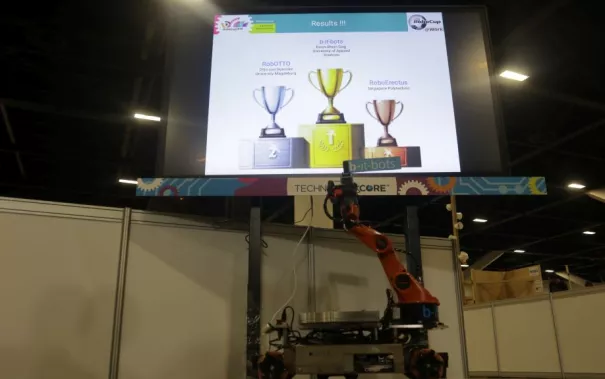 20190708_fbinf_b-it-bots_robocupwm_nair_d_galerie_img_052.jpg (DE)