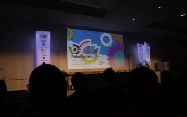 20190708_fbinf_b-it-bots_robocupwm_nair_d_galerie_img_053.jpg (DE)