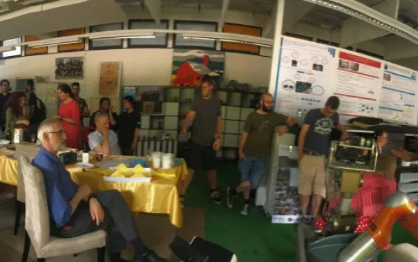 20190719_welcomeparty_b-it-bots_at_work_kw_img_026.jpg (DE)