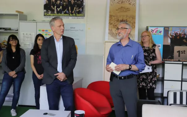 20190719_welcomeparty_b-it-bots_at_work_mt_img_026.jpg (DE)