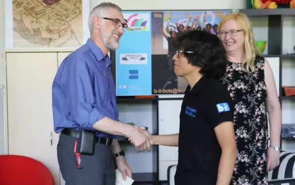 20190719_welcomeparty_b-it-bots_at_work_mt_img_074.jpg (DE)