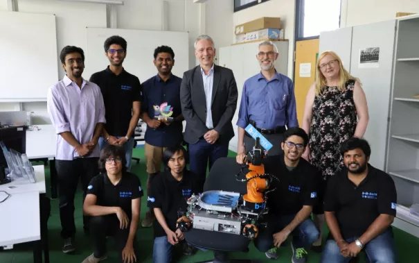 20190719_welcomeparty_b-it-bots_at_work_mt_img_093.jpg (DE)