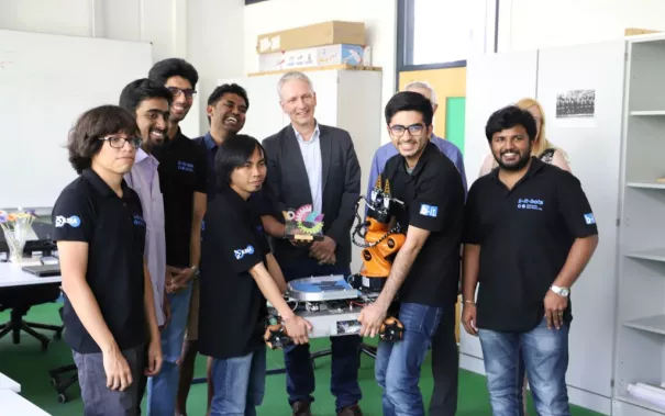 20190719_welcomeparty_b-it-bots_at_work_mt_img_103.jpg (DE)