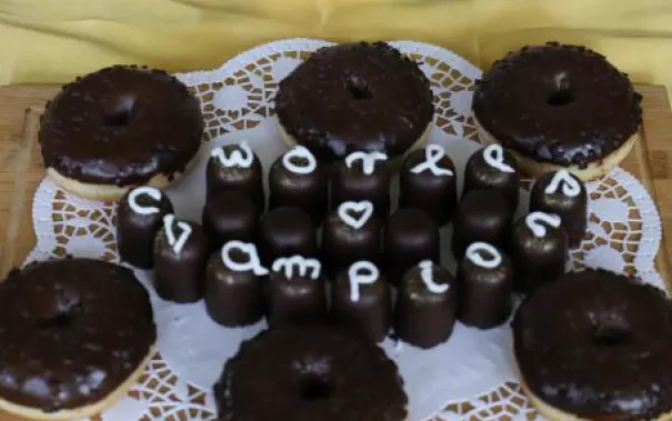 20190719_welcomeparty_b-it-bots_at_work_mt_img_118.jpg (DE)