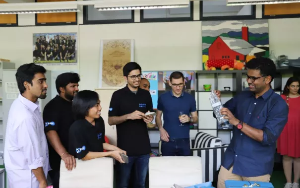 20190719_welcomeparty_b-it-bots_at_work_mt_img_149.jpg (DE)