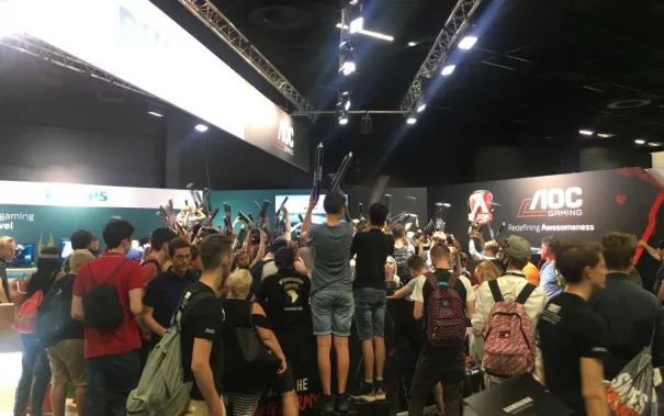 20190820-24_fbinf_gamescom2019_kw_phone_0137.jpg (DE)
