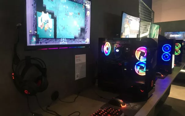 20190820-24_fbinf_gamescom2019_kw_phone_0198.jpg (DE)