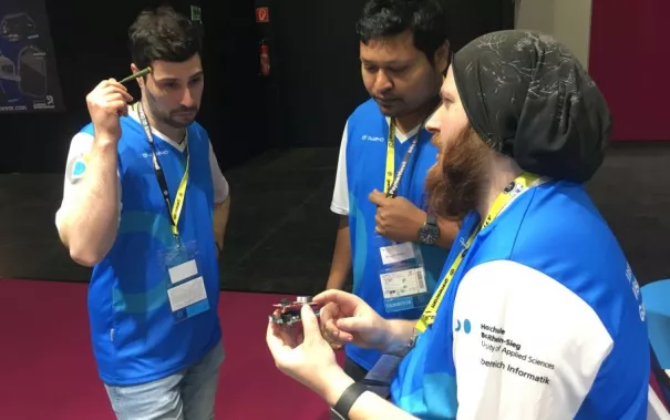 20190820-24_fbinf_gamescom2019_kw_phone_0267.jpg (DE)