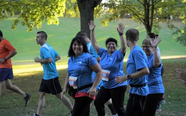 20190912_h-brs_fbinf_firmenlauf_sammler_oe-teaminf_img_021.jpg (DE)