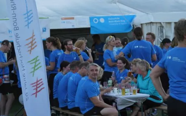 20190912_h-brs_fbinf_firmenlauf_sammler_oe-teaminf_img_028.jpg (DE)