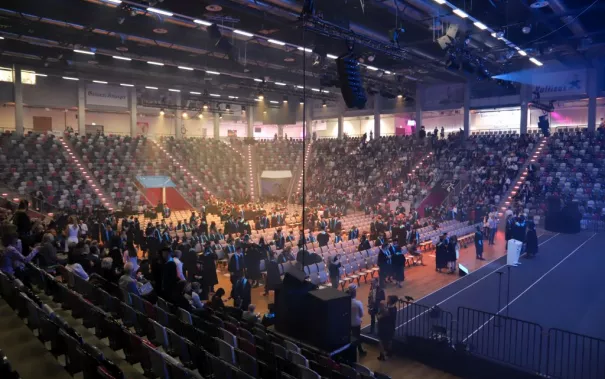 20191026_fbinf_absolventenfeier_telekomdome_kw_img_-0010.jpg (DE)