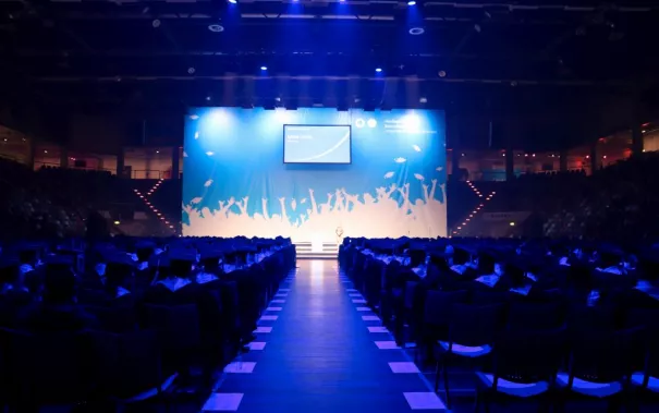 20191026_fbinf_absolventenfeier_telekomdome_kw_img_-0034.jpg (DE)