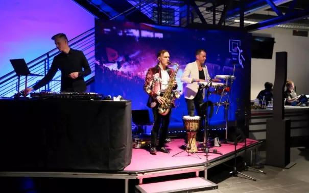 20191026_fbinf_absolventenfeier_telekomdome_kw_img_-0732.jpg (DE)
