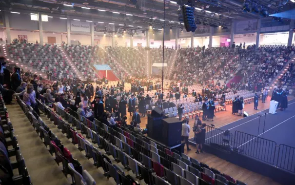 20191026_fbinf_absolventenfeier_telekomdome_mt_img_-0023.jpg (DE)