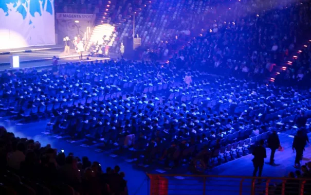 20191026_fbinf_absolventenfeier_telekomdome_mt_img_-0051.jpg (DE)