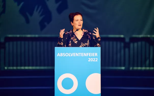 Absolventenfeier Telekom Dome Festakt 20221022 Foto Nathan Dreessen 157.jpg