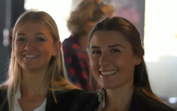 absolventenfeier telekom dome festakt 20221022 foto juri kuestenmacher 002.JPG