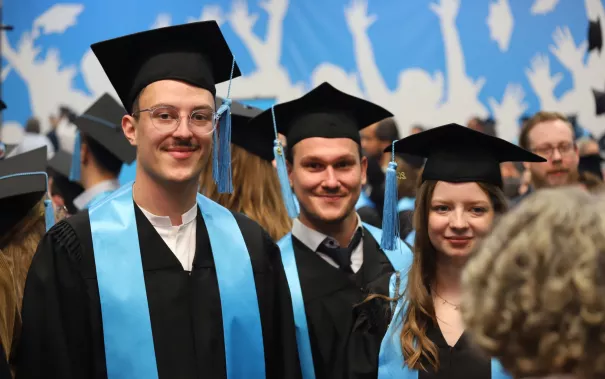 absolventenfeier telekom dome festakt 20221022 foto juri kuestenmacher 022.jpg