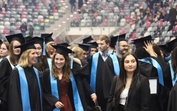 absolventenfeier telekom dome festakt 20221022 foto juri kuestenmacher 038.JPG