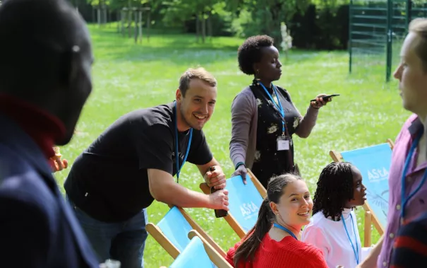 BIDA Summer School Begruessung Campusgarten StA 20230508 foto juri kuestenmacher 47.JPG